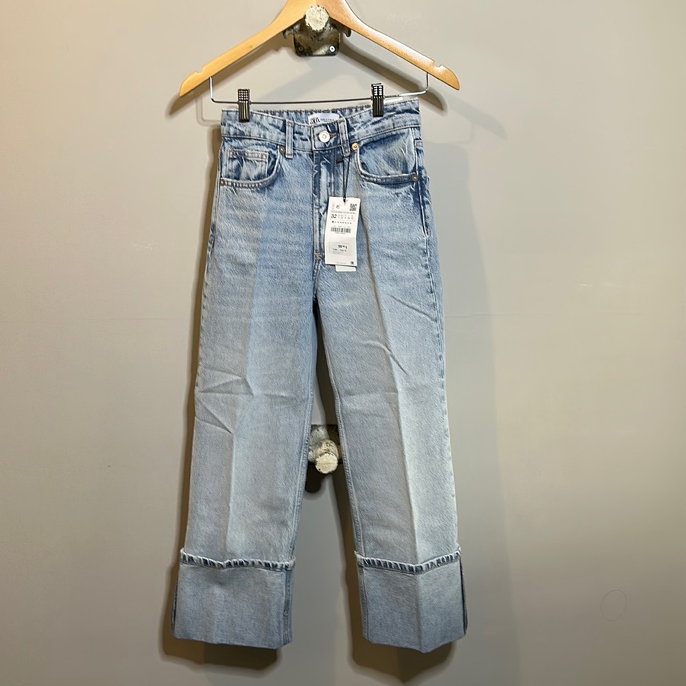 Zara wide leg, mega cuff jeans. Sz. 0. BNWT